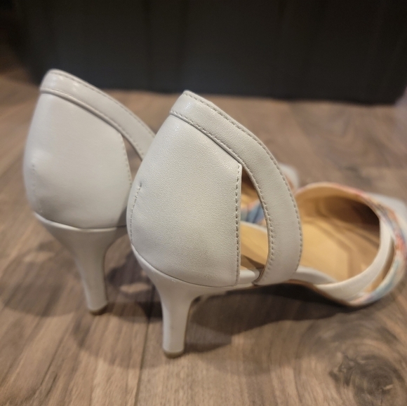 - Expression Pumps * Dixie Gray - Picture 6 of 9